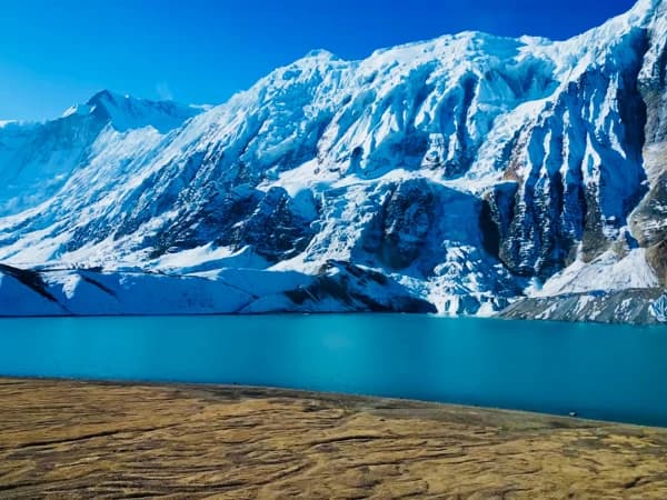 tilicho-lake-during-annapurna-circuit