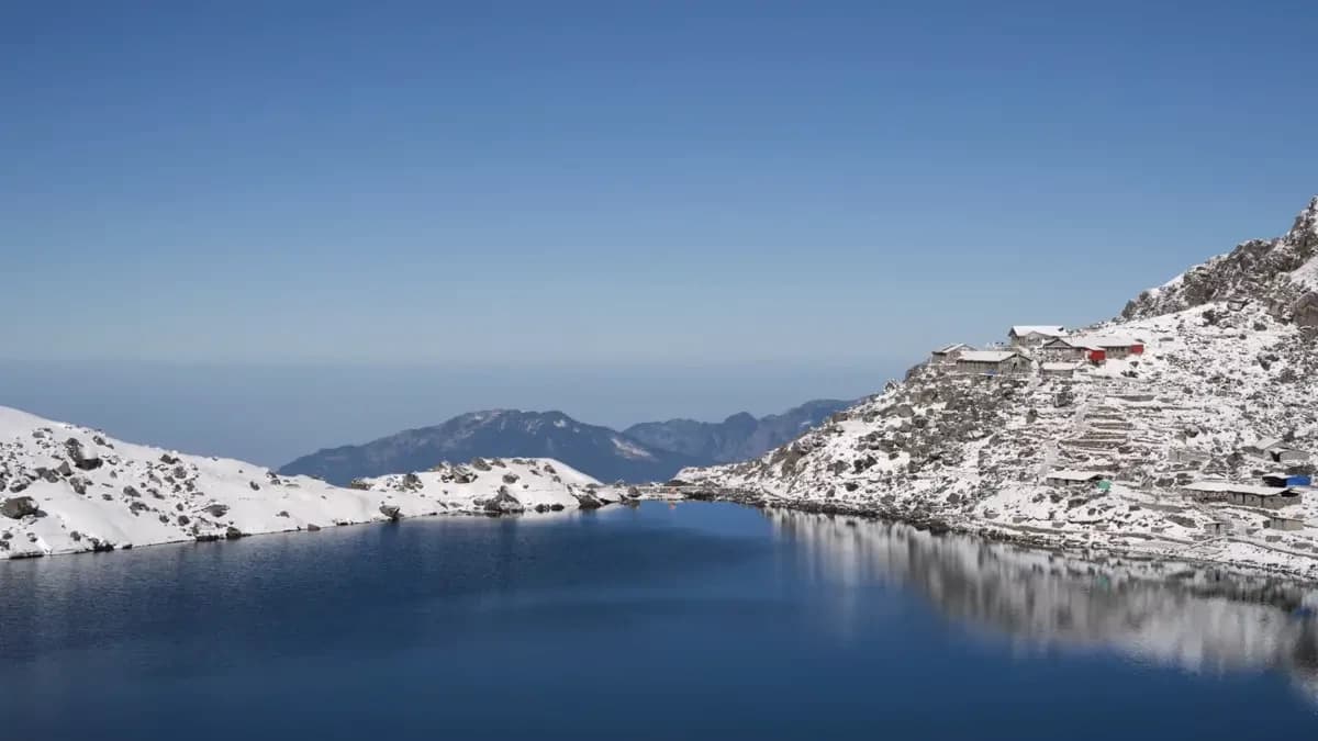 gosainkunda-lake-trek