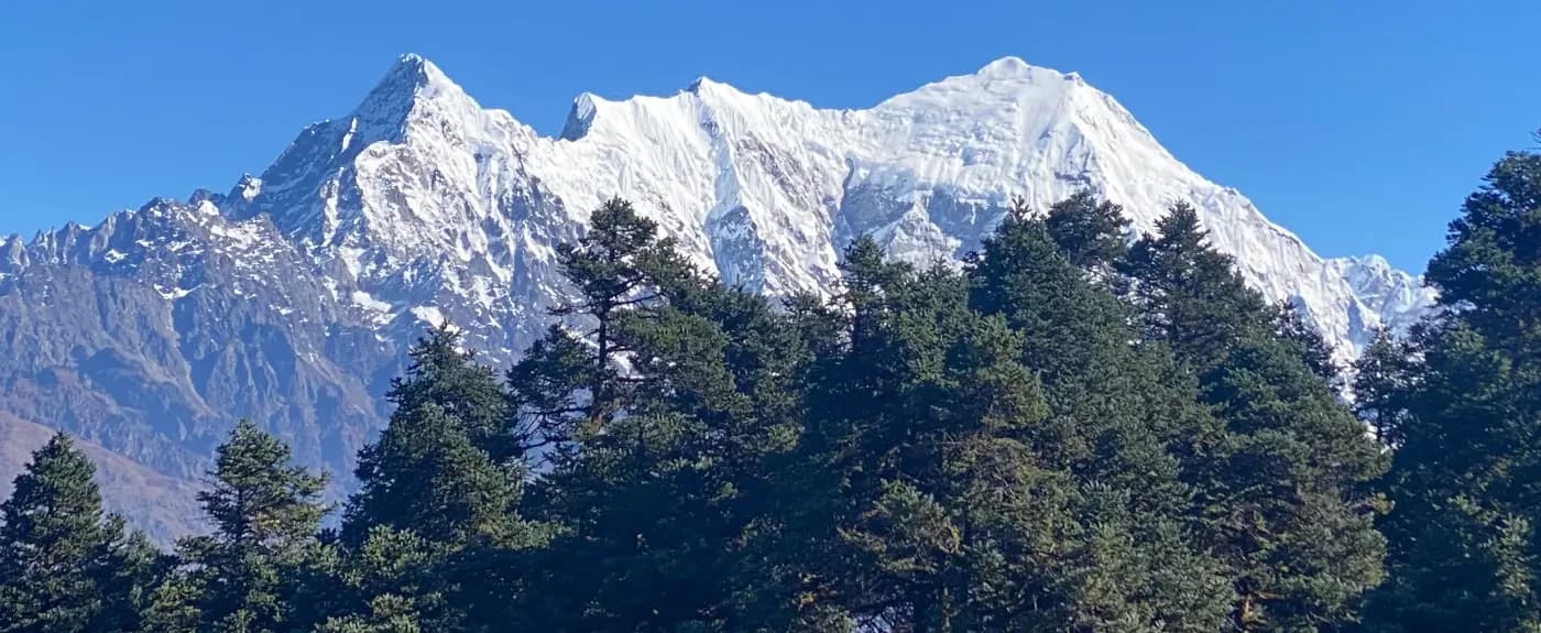 Langtang Gosaikunda Trek Scene from Chandanbari