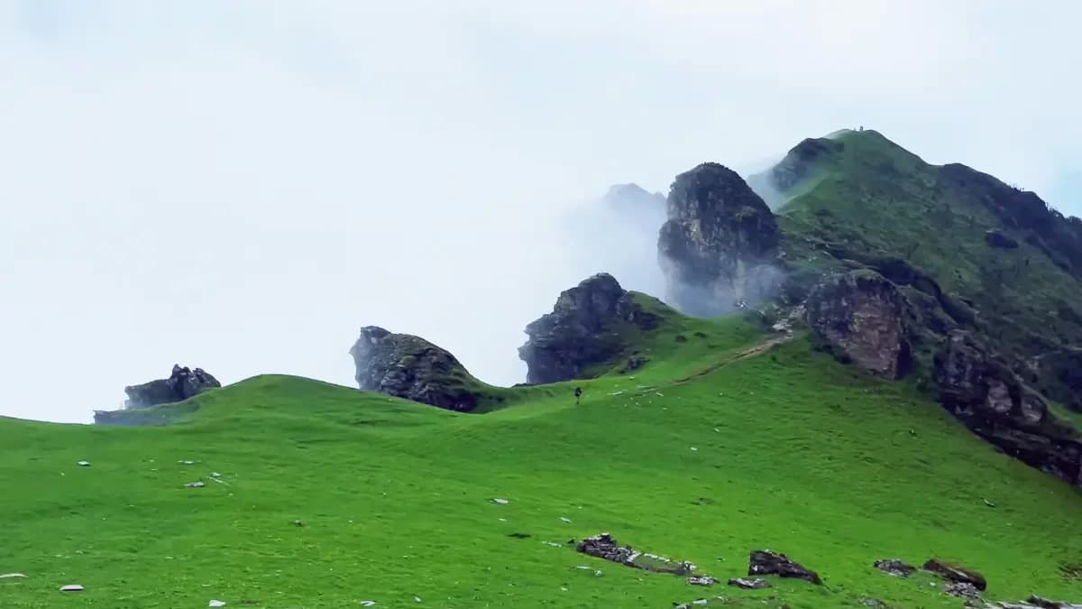 ruby-valley-trekking