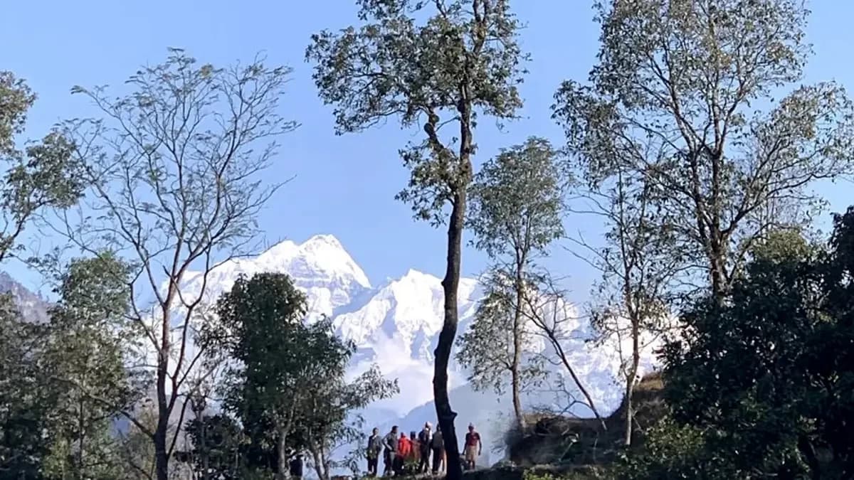 trek-in-lower-manaslu-and-tinsure-gangajamuna