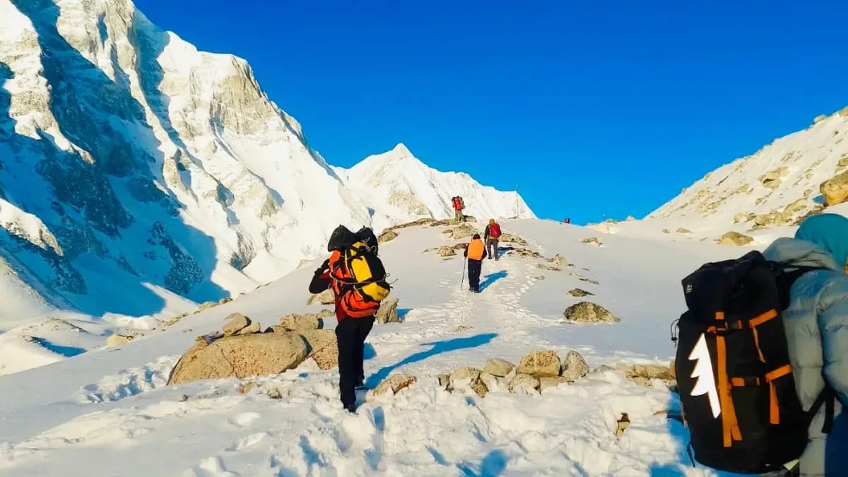 Manaslu Circuit Trek Way to larkya La Pass