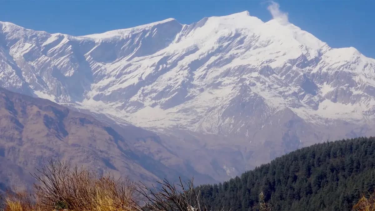 view-of-tukuche-jomsom-muktinath-pilgrim-trek