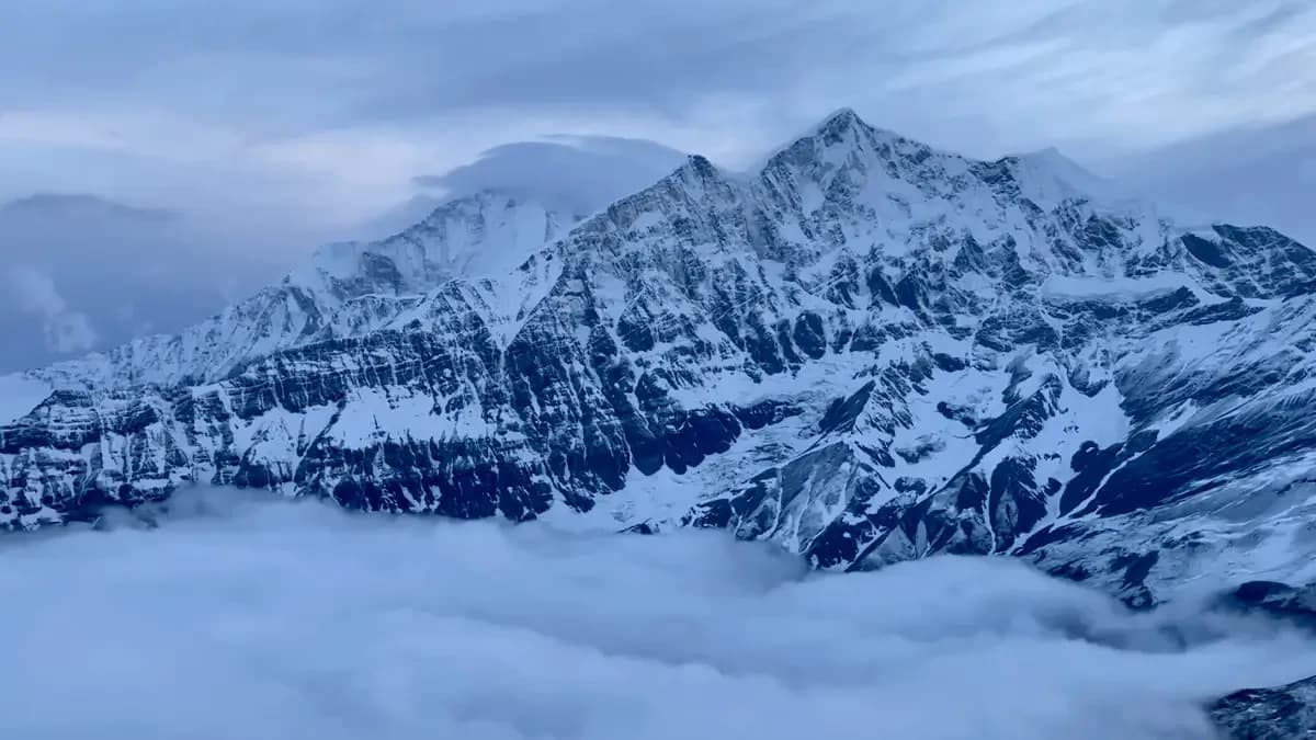 views-in-dhaulagiri-circuit-trek