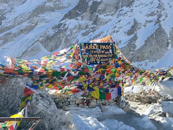 Larke pass manaslu circuit