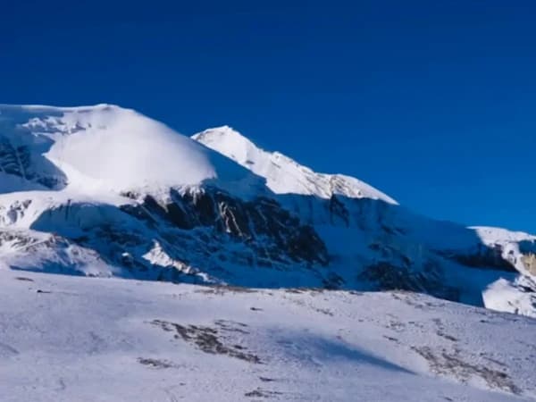 Thorong la pass trek