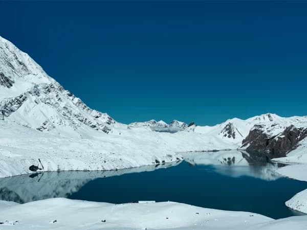 annapurna-circuit-trek-tilicho-lake
