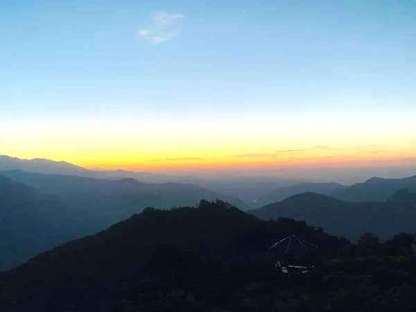 Beautiful Suneshine Ghale Gaun Trek