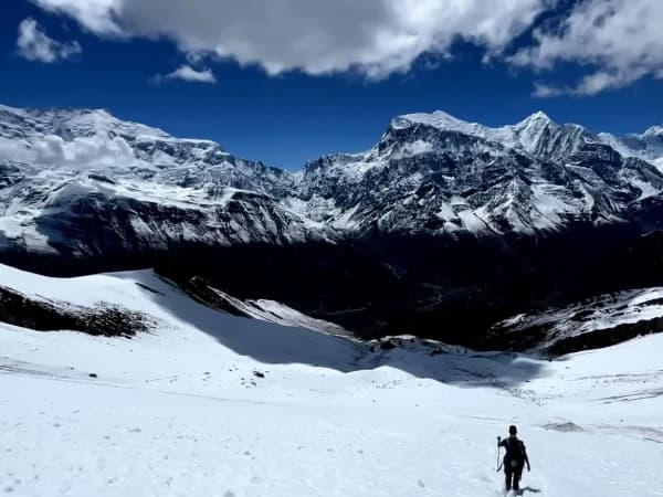 Descend Kangla To Ngawal