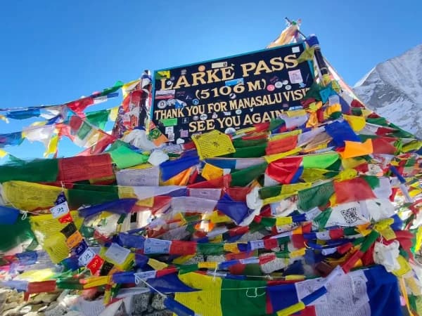Larke Pass In Manaslu Trek