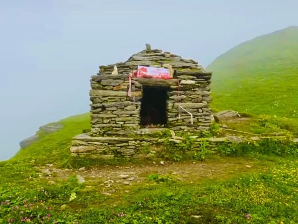 Lauribinayek During Badimalika Trek 4219m