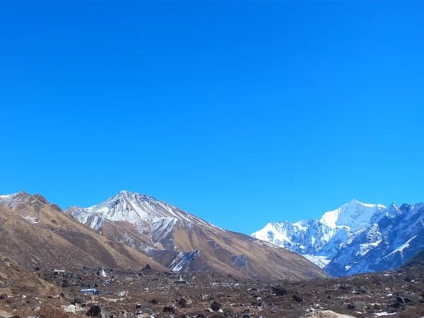 Mountain View In Langtang Gosaikunda Trek