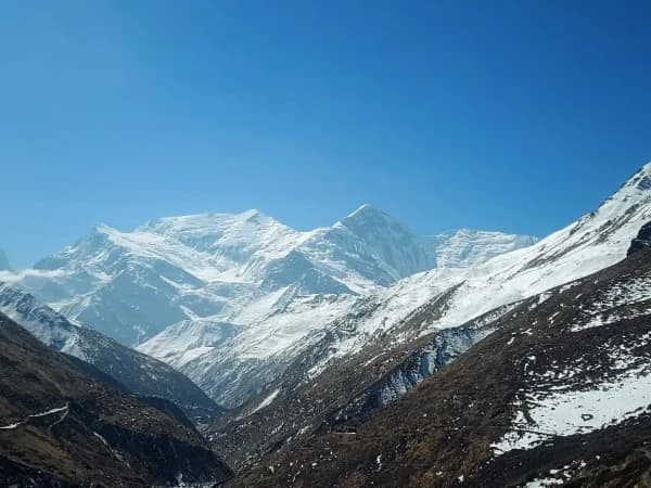 Pisang Way To Annapurna Circuit Trek